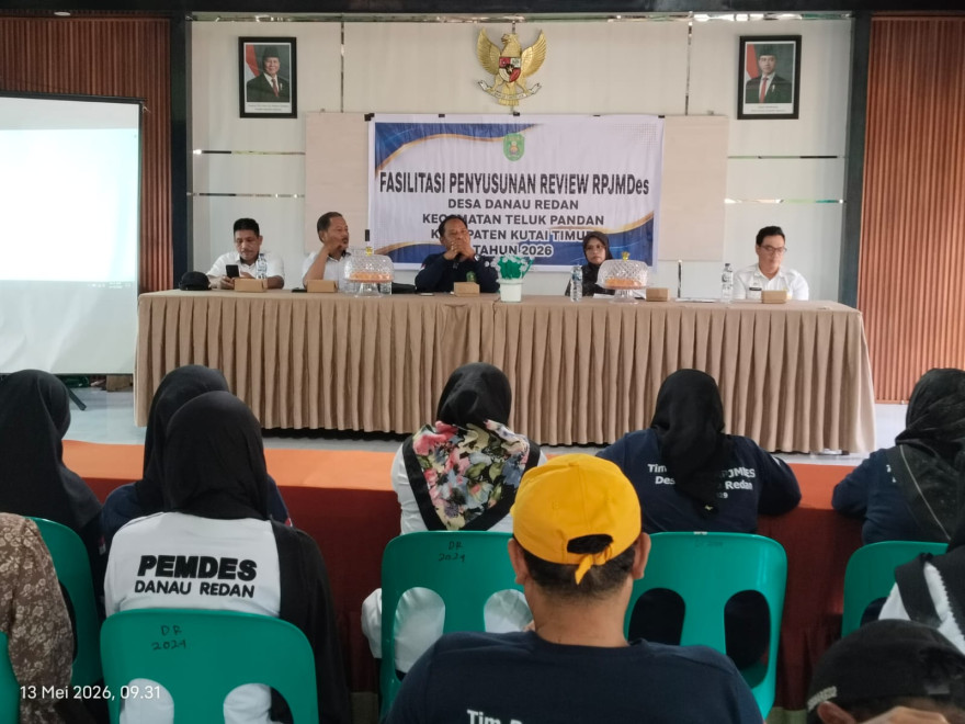 Fasilitasi Penyusunan Review RPJMDes Desa Danau Redan Perkuat Arah Pembangunan Desa